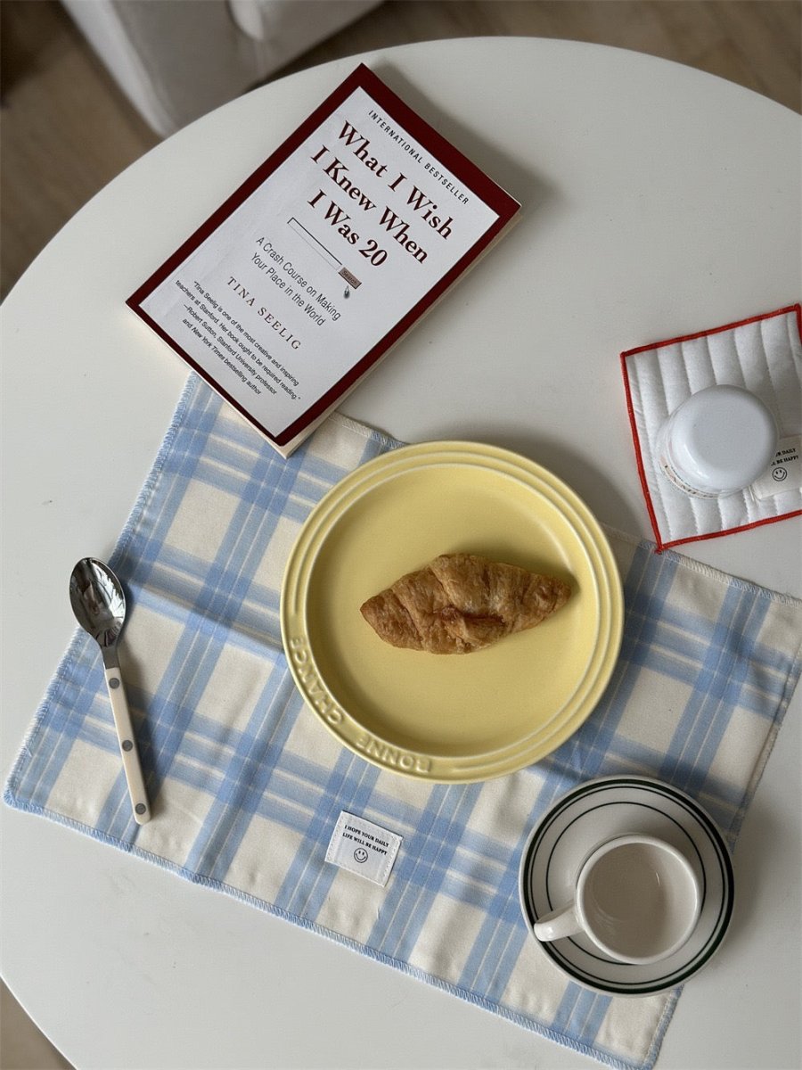 Retro Pastel Blue Checker Placemat for Dopamine Table Setting-0